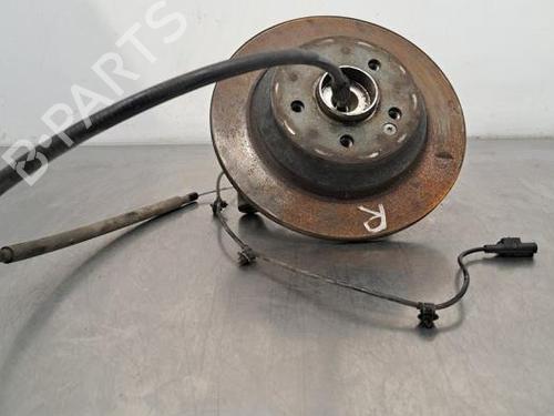 Used Right rear steering knuckle MERCEDES-BENZ VITO Van (W447) 110 CDI (447.601, 447.603, 447.605) (102 hp) 23591851
