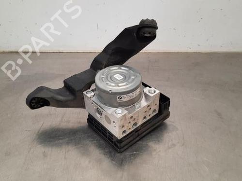 Used ABS pump BMW 2 Active Tourer (F45) 216 d (116 hp) 23583206