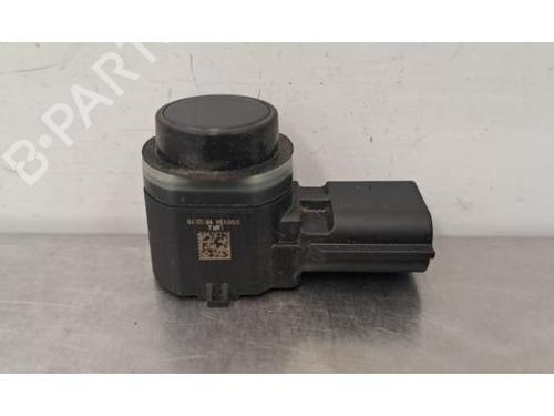 Used Electronic module DACIA DUSTER (HM_) 1.3 TCe 150 (HMM3) (150 hp) 30053932