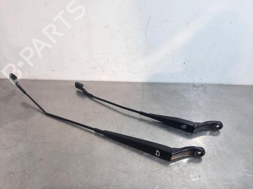 Used Front windshield wiper arm CITROËN C3 / C3 ORIGIN III (SX) 1.5 BlueHDi 100 (SXYHYP, SXYHTU) (102 hp) 15725791