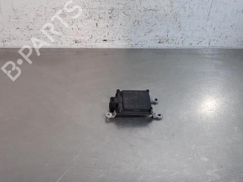Used Electronic module RENAULT MEGANE IV Grandtour (K9A/M/N_) 1.5 Blue dCi 115 (K9A6) (116 hp) 30532528