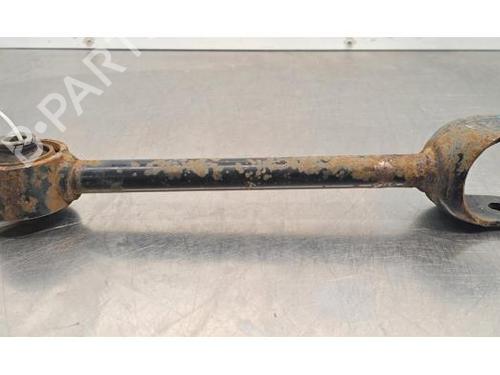 Draagarm links achter TOYOTA C-HR (_X1_) 1.8 Hybrid (ZYX10_, ZYX11_, ZYX10R, ZYX11R) (122 hp) 32284573