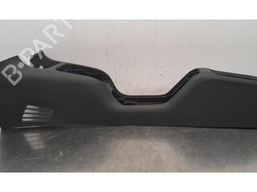 Console central CITROËN C3 III (SX) 1.5 BlueHDi 100 (SXYHYP, SXYHTU) (102 hp) 30053960