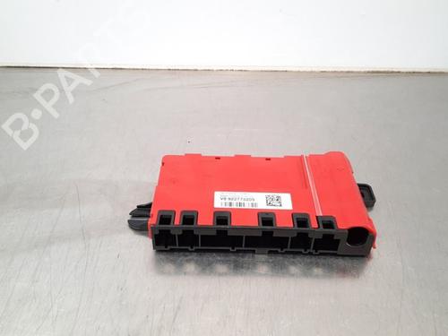 Used Fuse box BMW 3 (F30, F80) 316 d (116 hp) 10899657