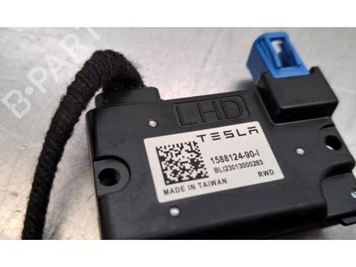 Camera TESLA MODEL Y (5YJY) Long Range All-wheel Drive | BP29643161E14