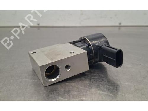 Used Electronic sensor Electronic sensor RENAULT MEGANE E-TECH SUV EV60 (BNJ1) (218 hp) 34408369 34408369