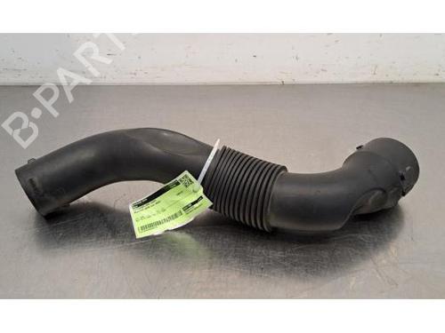 Used Pipe PEUGEOT 308 III (FB_, FH_, FP_, F3_, FM_) PureTech 130 (FPHNSL, FPHNST) (131 hp) 28012220