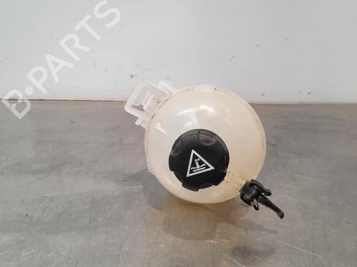 Expansion tank PEUGEOT 3008 II SUV (MC_, MR_, MJ_, M4_) 1.6 PureTech 180 (M45GFR, M45GFU) 9678514680 | 9678126080 | 9850533480 | 9678125980 | 96078125880