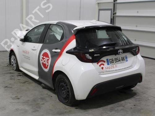 Pantalla multifuncion TOYOTA YARIS (_P21_, _PA1_, _PH1_) 1.5 Hybrid (MXPH10, MXPH11) | BP30663339C48 