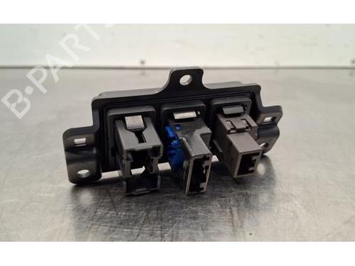 Headlight switch TOYOTA C-HR (_X1_) 1.8 Hybrid (ZYX10_, ZYX11_, ZYX10R, ZYX11R) | BP32284403I24