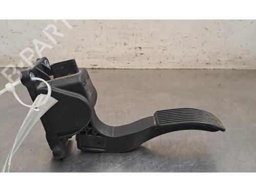 Used Pedal Pedal 37649367 37649367