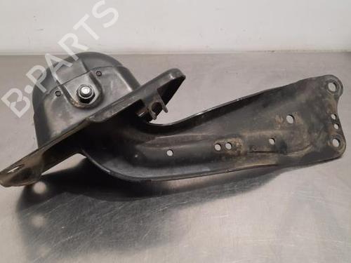 Right rear suspension arm AUDI A3 Sportback (8VA, 8VF) 2.0 TDI | BP23583945M15 