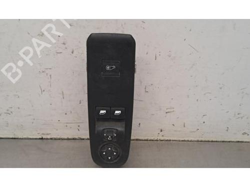 Used Switch Switch FIAT DOBLO Box Body/MPV (510_, 511_) BlueHDi 130 (131 hp) 33247832 33247832