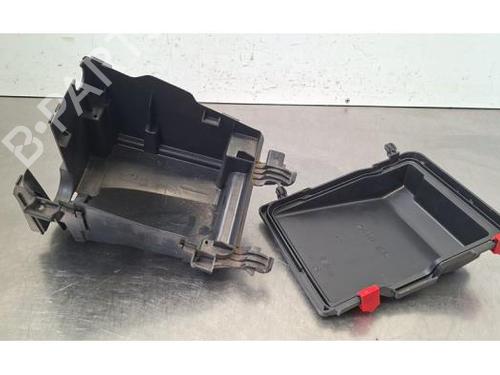 Fuse box OPEL VIVARO C Van (K0) 2.0 | BP37511522E1 - Image 4