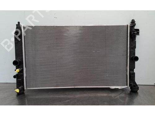 Used Water radiator Water radiator 37092140 37092140