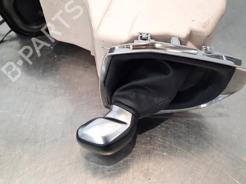 Used Gear lever PEUGEOT 208 I (CA_, CC_) 1.6 HDi (92 hp) 11727509