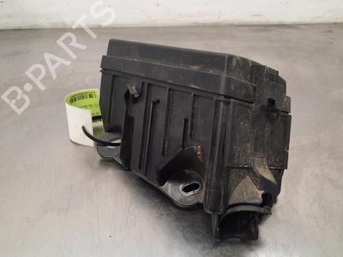 Fuse box VW TOURAN (5T1) 2.0 TDI | BP23626921E1 