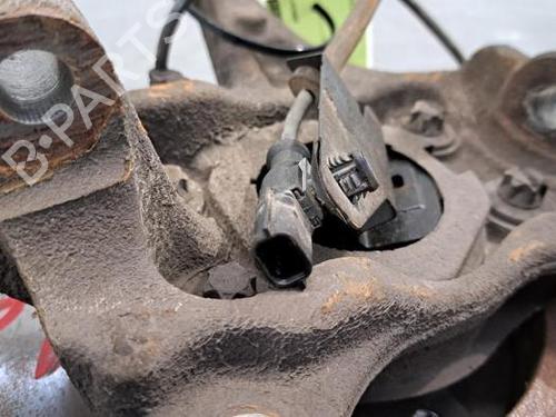 Right front steering knuckle RENAULT TRAFIC III Van (FG_) 1.6 dCi 95 (FGMJ, FGMR) | BP23625761M26 