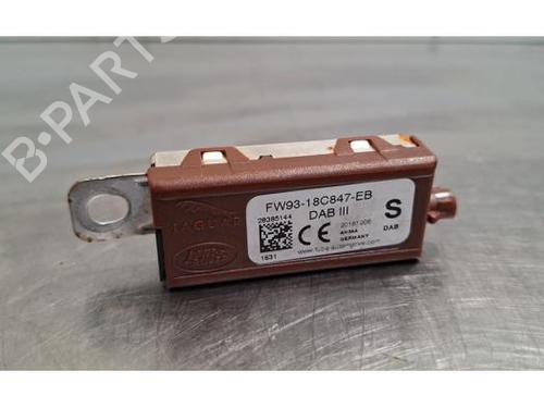 electronic-module-land-rover-range-rover-velar-l560-2017-36906217 main image