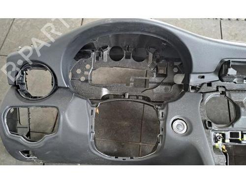 Dashboard MERCEDES-BENZ C-CLASS (W205) C 200 d (205.011) | BP28092747C46 