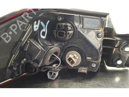 Right taillight TOYOTA COROLLA Hatchback (_E21_, _EA1_, _EH1_) 1.8 Hybrid (ZWE211, ZWE219) | BP31692082C35 