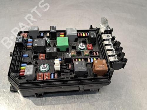 Used Fuse box OPEL ASTRA K (B16) 1.6 CDTi (68) (136 hp) 20082573