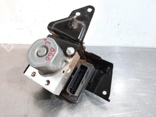 Used ABS pump NISSAN QASHQAI II (J11, J11_) 1.5 dCi (110 hp) 15033538