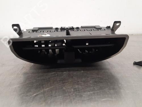 Air vent PEUGEOT 208 I (CA_, CC_) 1.6 HDi | BP15725943I21 