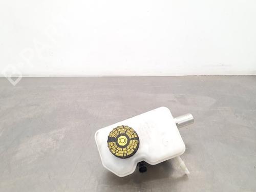 Used Brake master cylinder BMW 1 (F40) 120 i (178 hp) 16052482