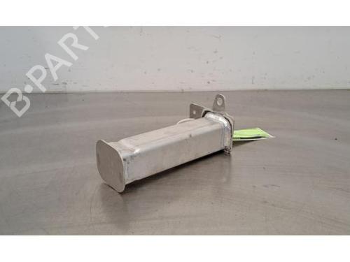 Used Support Support PEUGEOT 2008 II (UD_, US_, UY_, UJ_, UR_, UC_) 1.2 PureTech 100 (USHNK) (101 hp) 26944818 26944818