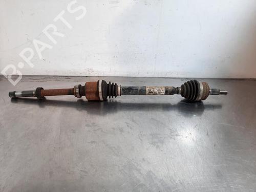 Drivaksel fortil Højre Drivaksel fortil Højre OPEL CORSA F (P2JO) CORSA-e (68) (136 hp) 35778211 35778211