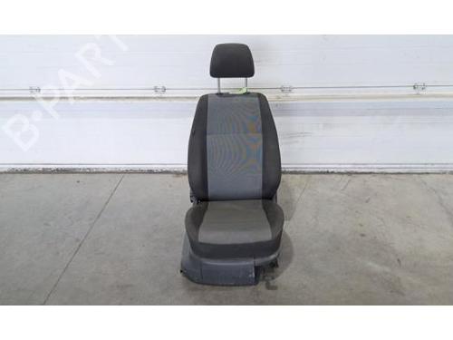 Stol høyre foran VW CADDY IV Box Body/MPV (SAA, SAH) 2.0 TDI (75 hp) 28136191