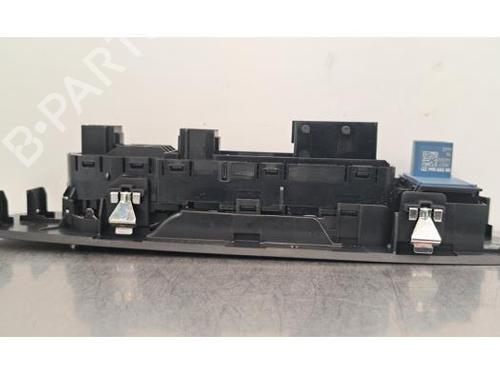 Switch PEUGEOT 308 III (FB_, FH_, FP_, F3_, FM_) PureTech 130 (FPHNSL, FPHNST) | BP28033038I30