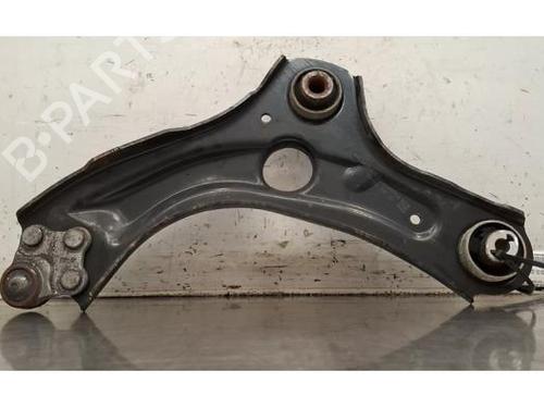 Used Right front suspension arm Right front suspension arm RENAULT CLIO V (B7_) 1.5 Blue dCi 100 (B7AD) (101 hp) 39905767 39905767