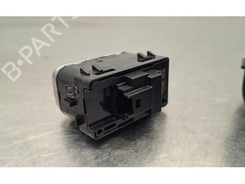 Switch MERCEDES-BENZ CLA (C118) AMG CLA 35 4-matic (118.351) | BP40284955I30 - Image 10