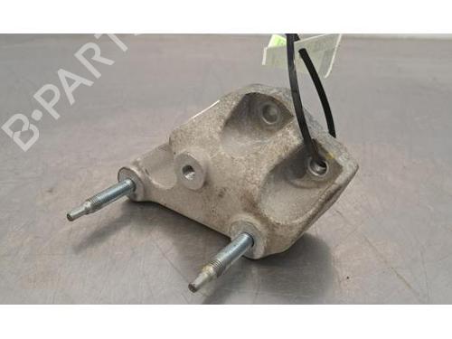 Getriebehalter für SUZUKI SX4 S-Cross (JY) 1.4 T AllGrip (AKK414) (140 hp) 23637297