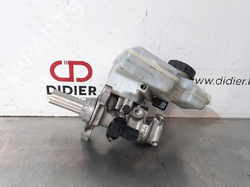 Used Brake master cylinder VW GOLF VII (5G1, BQ1, BE1, BE2) 1.6 TDI (110 hp) 10874319