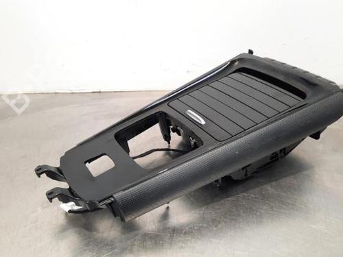 Used Middle console MERCEDES-BENZ GLA (H247) GLA 180 d (247.710) (116 hp) 19648771