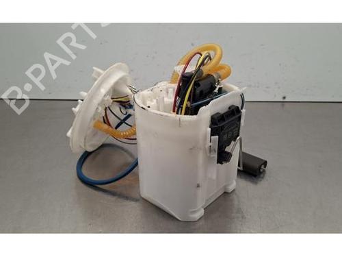 Used Fuel pump Fuel pump MERCEDES-BENZ GLA (H247) GLA 180 (247.784) (136 hp) 33997489 33997489