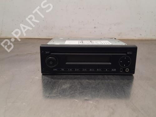 Used Radio IVECO DAILY VI Platform/Chassis 33S11, 35S11, 35C11 (106 hp) 20850415