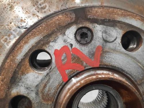 Right front steering knuckle VW GOLF SPORTSVAN VII (AM1, AN1) 1.6 TDI | BP23622645M26 