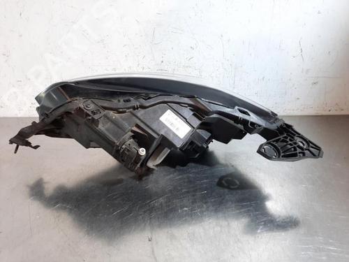 Right headlight PEUGEOT 208 II (UB_, UP_, UW_, UJ_) 1.5 BlueHDI 100 | BP30810413C29