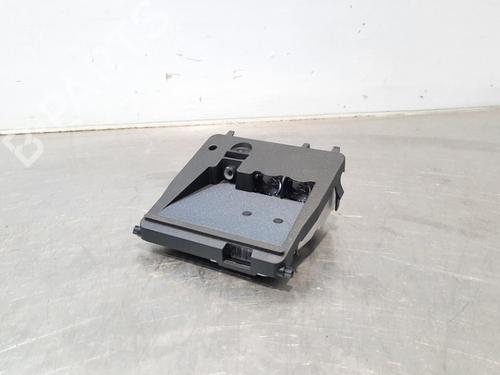 Used Camera TOYOTA YARIS (_P13_) 1.5 Hybrid (NHP130_, NHP130) (101 hp) 17111747