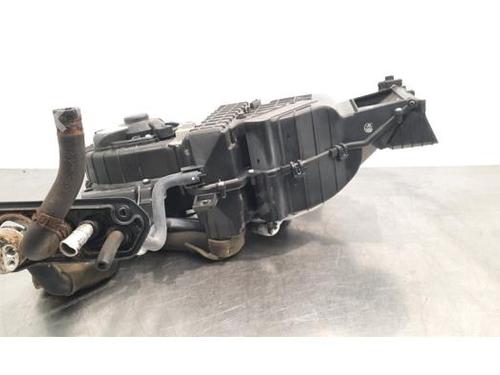Used Heater matrix box LAND ROVER DISCOVERY IV (L319) 3.0 SDV6 4x4 (256 hp) 23634496