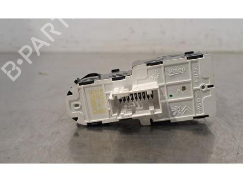 Switch CITROËN JUMPY III Van (V_) 2.0 BlueHDi 180 | BP30163702I30