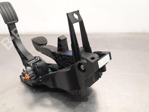 Pedal PEUGEOT 308 II (LB_, LP_, LW_, LH_, L3_) 1.5 BlueHDI 100 | BP23587314I4 