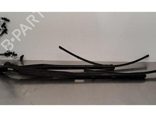 Used Front windshield wiper arm AUDI E-TRON Sportback (GEA) 50 quattro (313 hp) 29317913