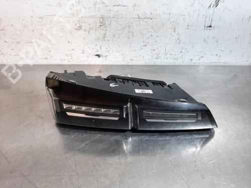 Used Left taillight PEUGEOT 308 III (FB_, FH_, FP_, F3_, FM_) BlueHDi 130 (FBYHZL, FBYHZT) (131 hp) 23633013