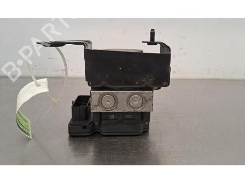 Used ABS pump VW TRANSPORTER T6 Van (SGA, SGH, SHA, SHH) 2.0 TDI (150 hp) 27197635