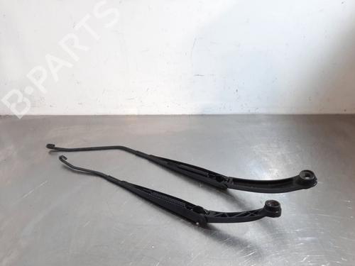 Front windshield wiper arm OPEL KARL (C16) 1.0 | BP17112850C143 